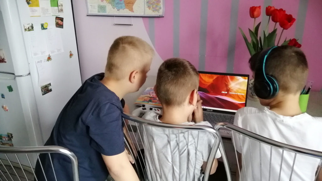 Akcja "Komputer dla Ucznia" - 4. tydzień - Rodzina zastępcza z Głogowa (woj. dolnośląskie)